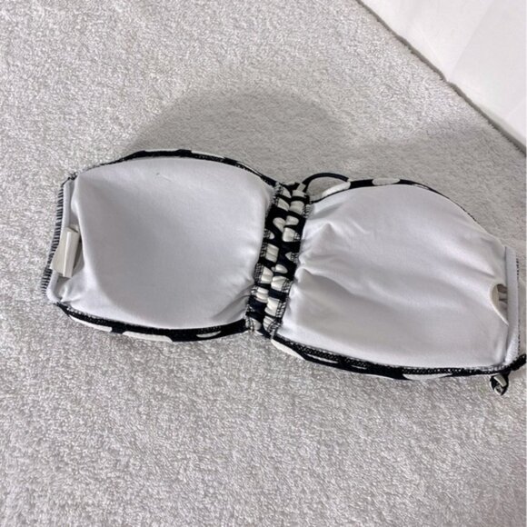 5/$25 Women’s Black and White Polka Dot Bikini Top L - Picture 6 of 7
